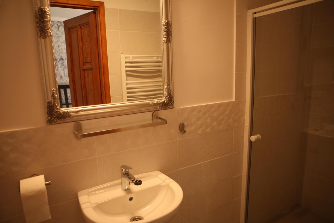 Hunyadi Panzió-Apartman Makó Exterior foto